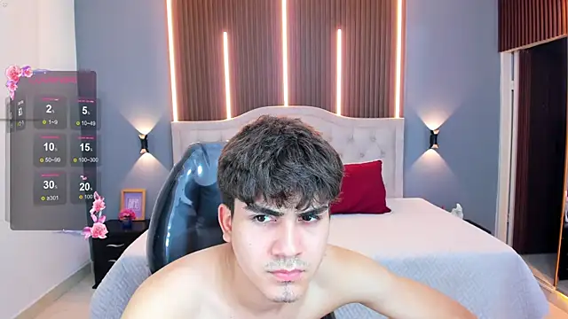 Tommy18__ webcam