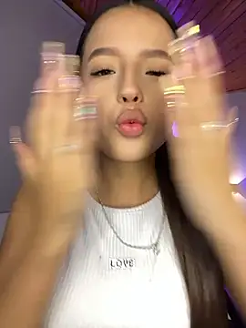 Sofia18_pinkk webcam