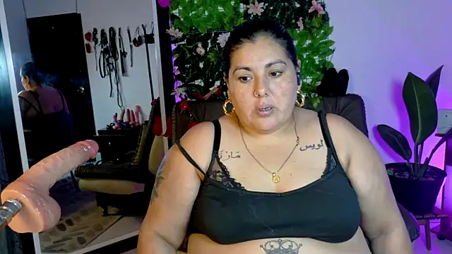 AndreaKinky webcam