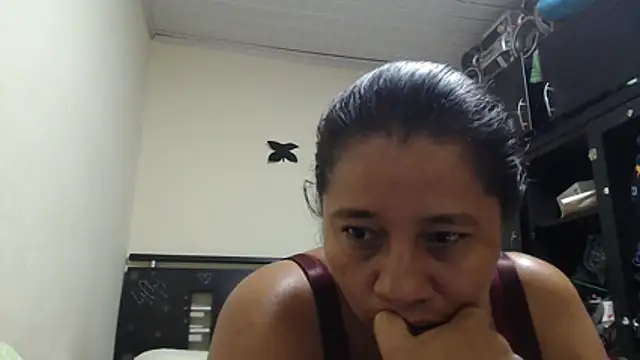 adrixxx38 webcam