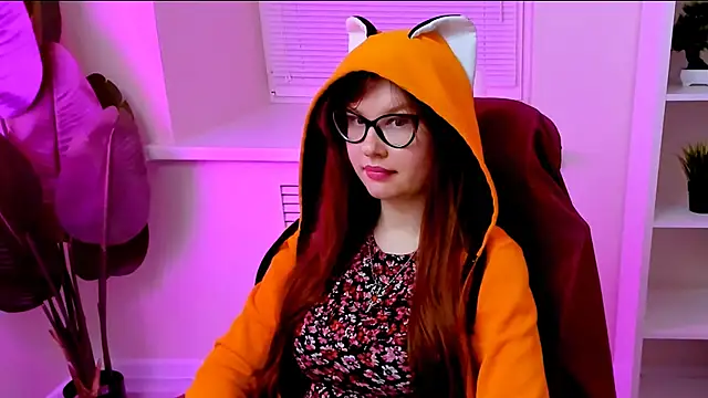 CarolGiggly webcam