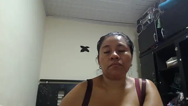adrixxx38 webcam