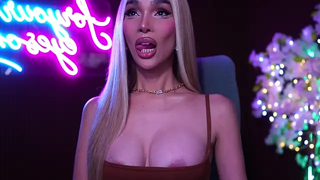 xxforyoureyesonlyxx webcam