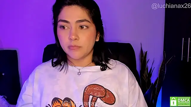 lucy26_ webcam