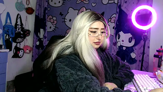 lussyevans24 webcam