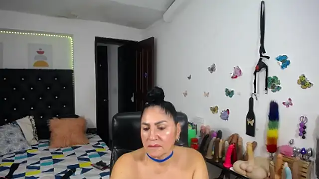 mature_bigboobs10 webcam