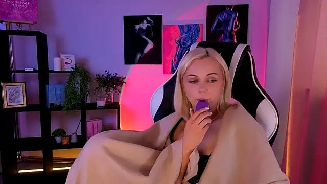 ElenaMonroe webcam