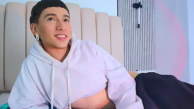 lian_cameron (M twink) - CUM FOUR YOU 💦