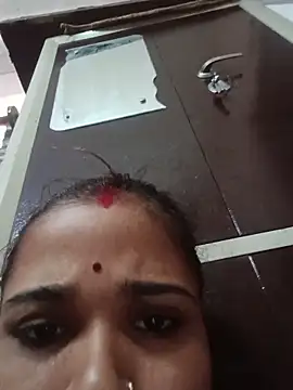 Deepjakolirr webcam