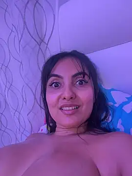 ashleyjhonson (F milf) - Oils in body