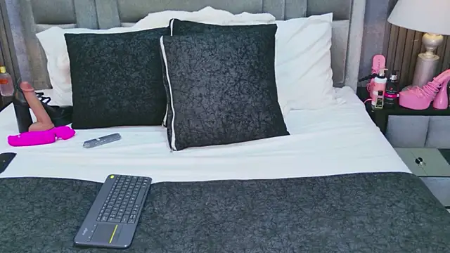 AntonellaEscudero webcam