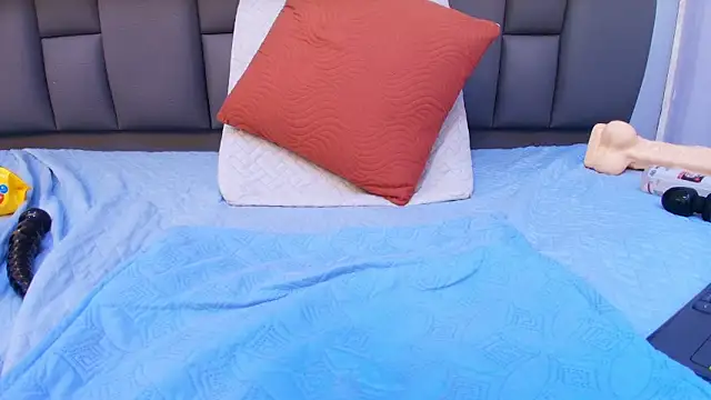 melany_roberts_ webcam