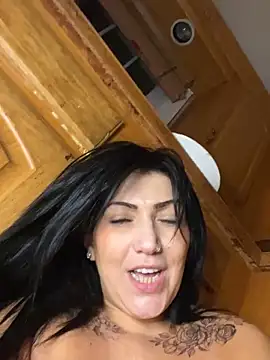 LittleMissEeve webcam