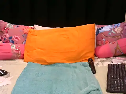 Pearl_00 webcam