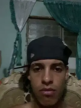 Aleexxx_2005 webcam