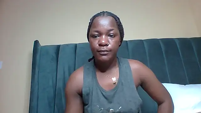 Creamy_Exotica webcam