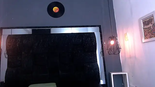 anxiuos_miller webcam