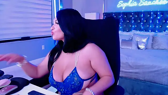theofficialsophiasanchez - Theofficialsophiasanchez's free webcam - UK Sex Cams