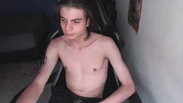 Elastic_Fantasy webcam