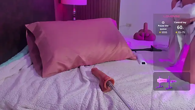 eimy_jones_ webcam