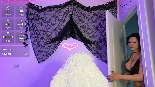 LilithMadden webcam