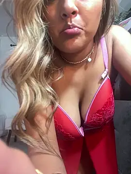 DarianaGuzz webcam