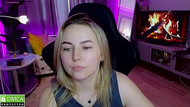 Mira_Mermayd webcam