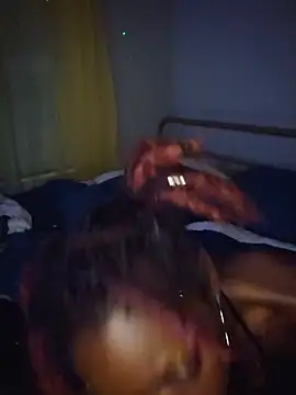 oliviaprettypussy webcam