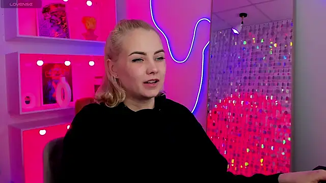 stephaniesweety - StephanieSweety's free webcam - UK Sex Cams