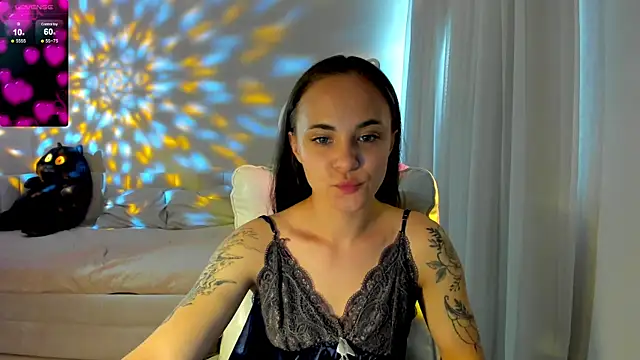 Black_Dollarss webcam