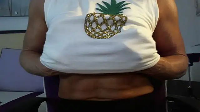 Mirianzapata_1 webcam