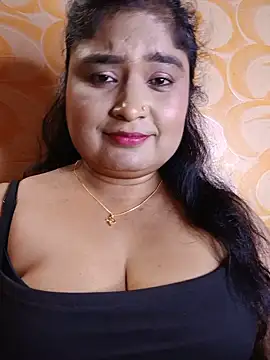 hornyriyanka - Hornyriyanka's free webcam - UK Sex Cams