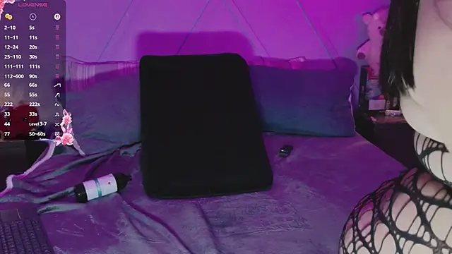 emmajohnss webcam