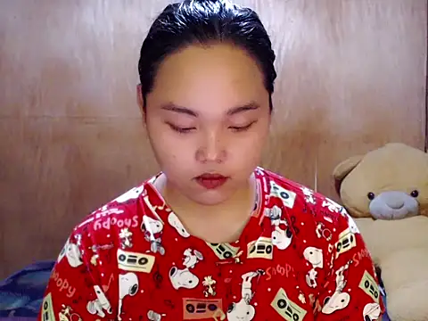 _Lylia webcam