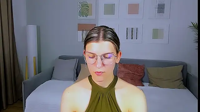 AnnaThorne webcam