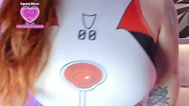 megan_whitee__ webcam