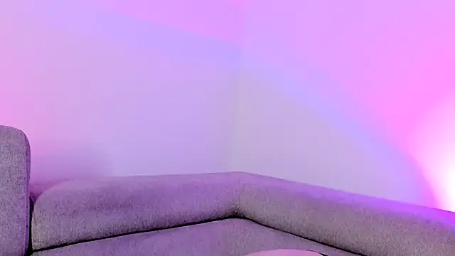 Kirana_Hayes webcam