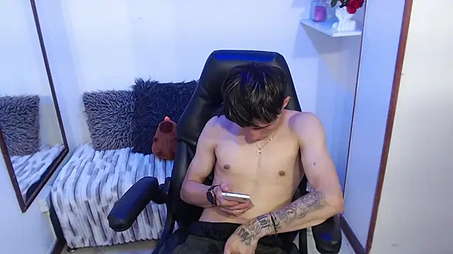 Yao_23 webcam