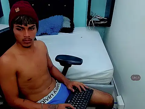 Angel_foxc13 webcam