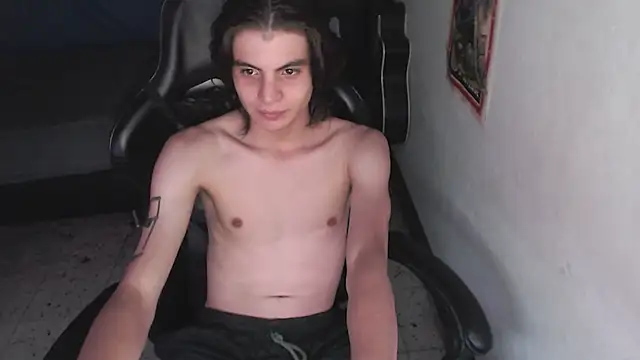 Elastic_Fantasy webcam