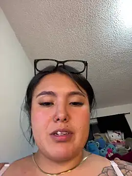 -Mellani- webcam