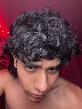 IronLatino webcam