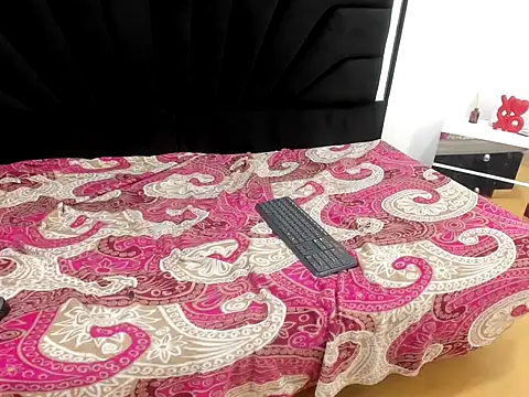 ValeriaAssMilf webcam