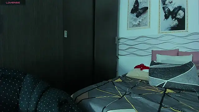 queenceleste69 webcam