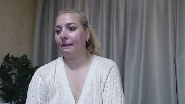 sweetpussy13 - Sweetpussy13's free webcam - UK Sex Cams