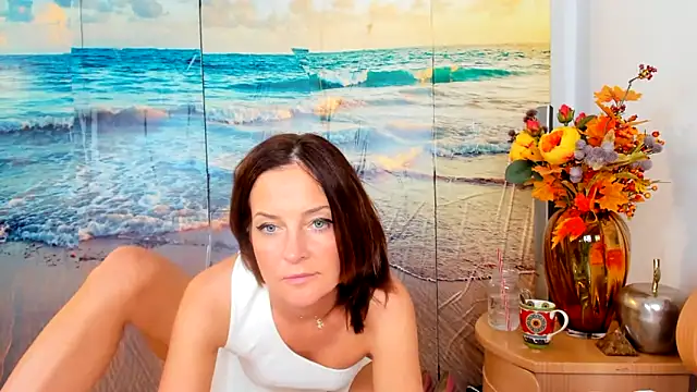 vicioussiren - ViciousSiren's free webcam - UK Sex Cams