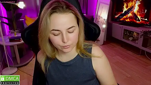 Mira_Mermayd webcam
