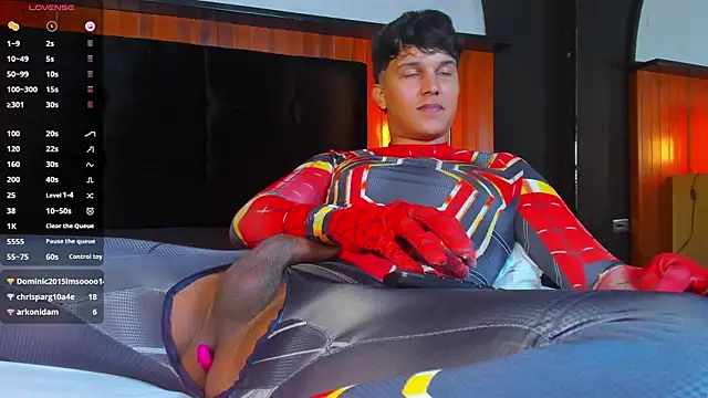 Leo_Savage_ webcam
