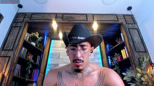 Donovan_Desmond webcam