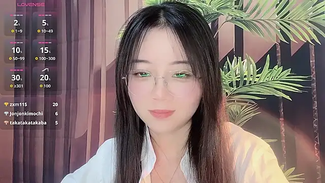 77-Vicky webcam